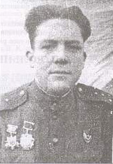 Гаврилов Н.И., командир взвода разведки, кавалер двух орденов Александра Невского и многих боевых орденов и медалей 